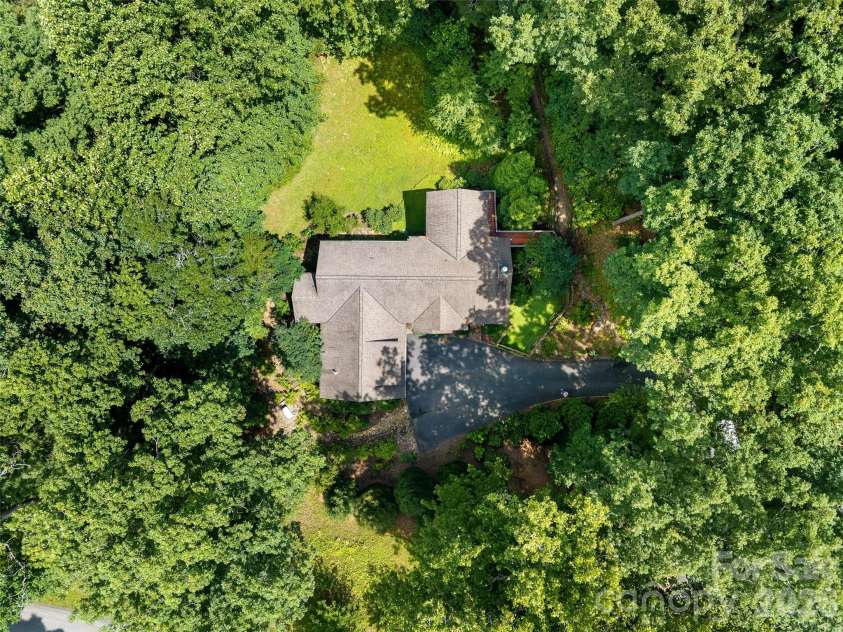 165 South Hill Drive, Brevard, NC 28712.  MLS# CAR4398285, YatesRealty ID 35008. 