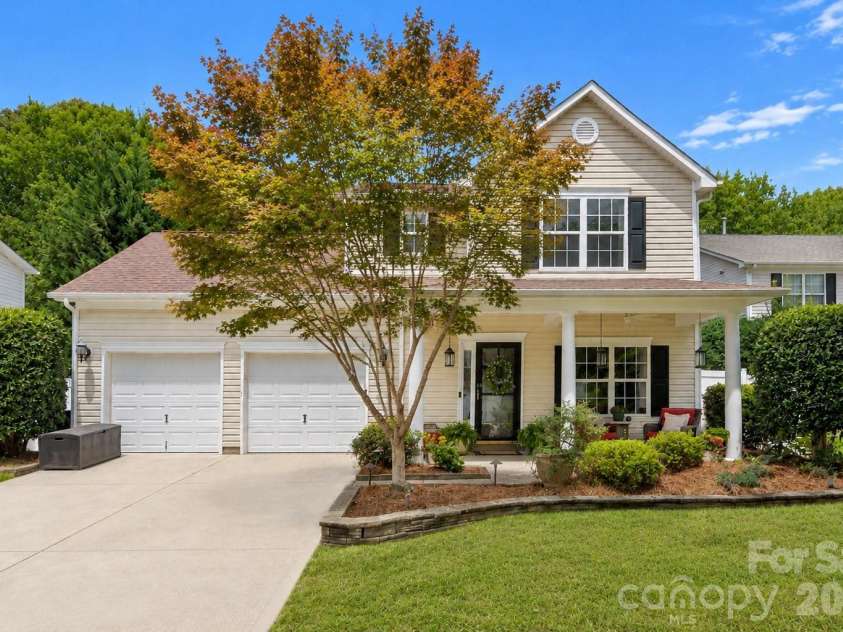 10131 Allison Taylor Court, Cornelius, NC 28031.  MLS# CAR4396145, YatesRealty ID 35009. 