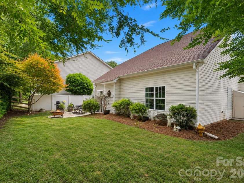 10131 Allison Taylor Court, Cornelius, NC 28031.  MLS# CAR4396145, YatesRealty ID 35009. 