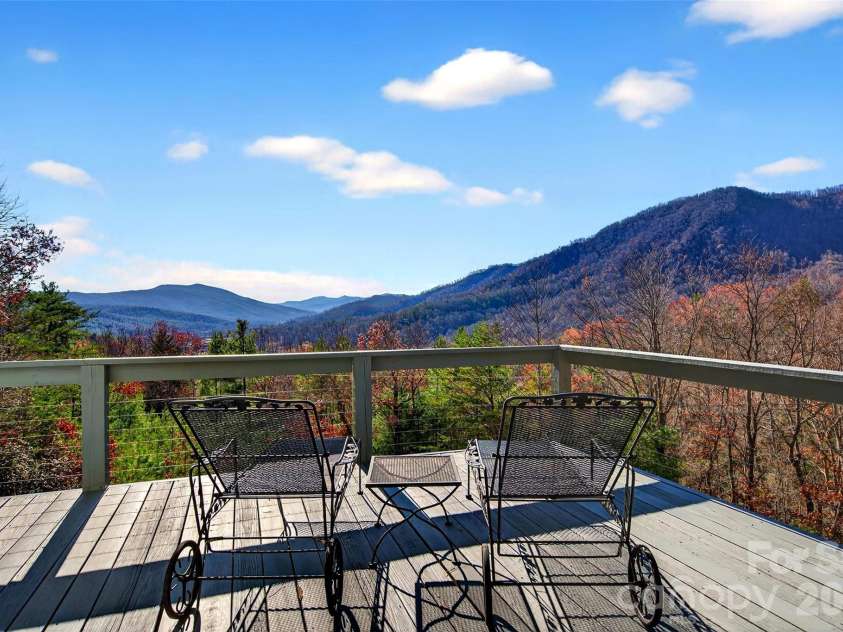 65 Deer Lane, Marion, NC 28752.  MLS# CAR4323072, YatesRealty ID 3501. 