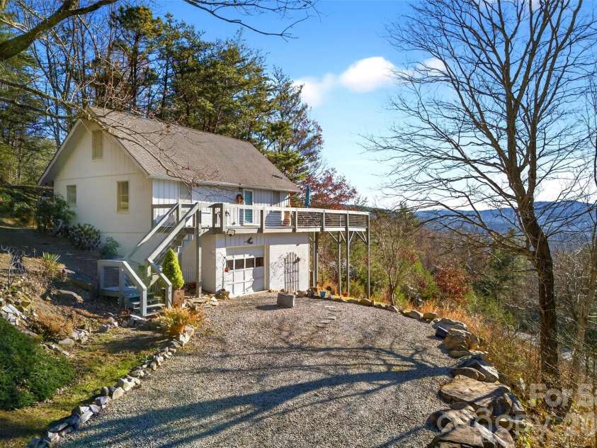 65 Deer Lane, Marion, NC 28752.  MLS# CAR4323072, YatesRealty ID 3501. 