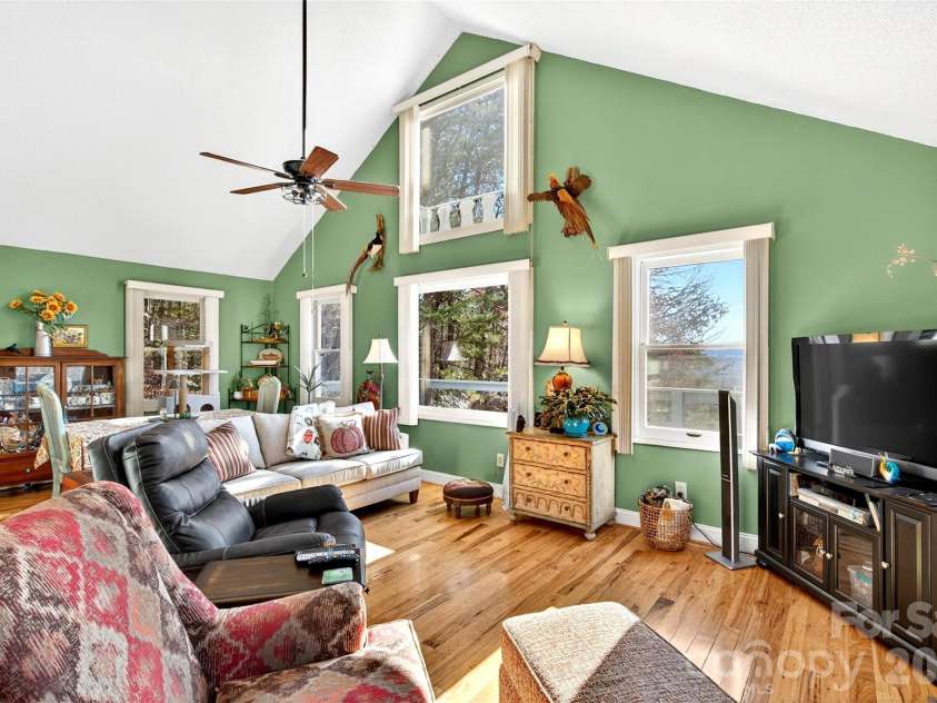 65 Deer Lane, Marion, NC 28752.  MLS# CAR4323072, YatesRealty ID 3501. 