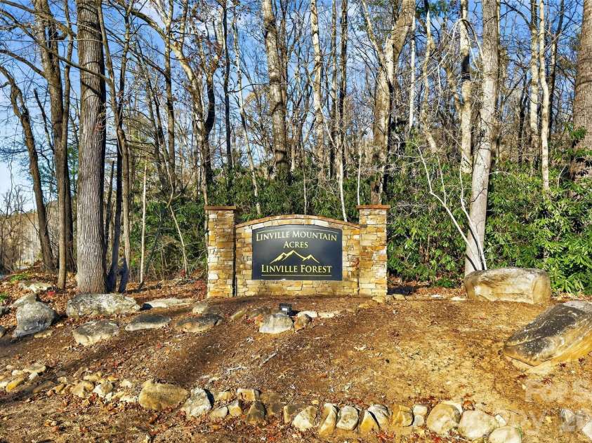 65 Deer Lane, Marion, NC 28752.  MLS# CAR4323072, YatesRealty ID 3501. 