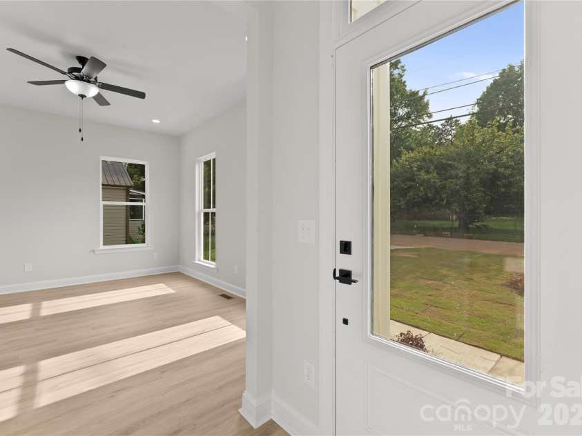 708 Ann Drive, Belmont, NC 28012.  MLS# CAR4346220, YatesRealty ID 3501. 