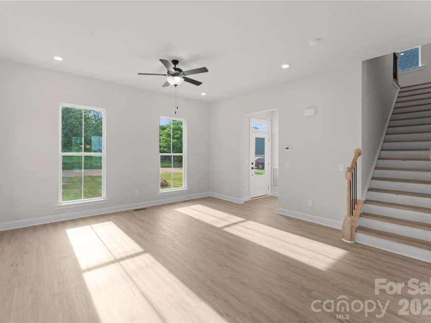 708 Ann Drive, Belmont, NC 28012.  MLS# CAR4346220, YatesRealty ID 3501. 