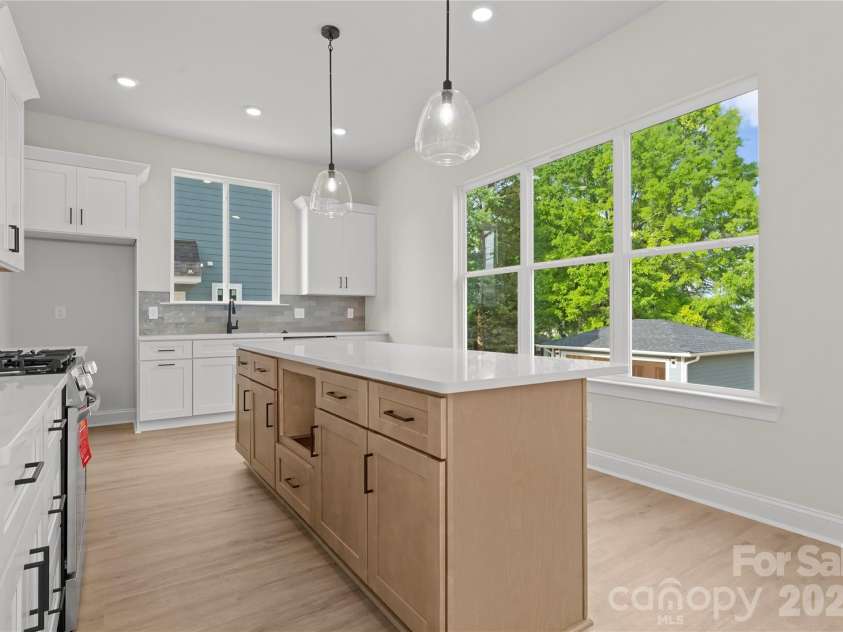708 Ann Drive, Belmont, NC 28012.  MLS# CAR4346220, YatesRealty ID 3501. 