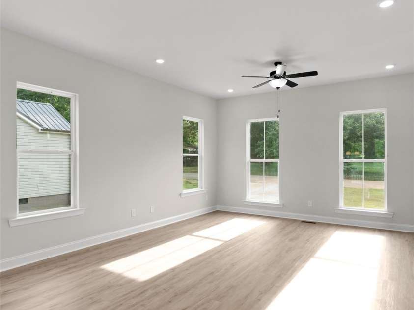 708 Ann Drive, Belmont, NC 28012.  MLS# CAR4346220, YatesRealty ID 3501. 