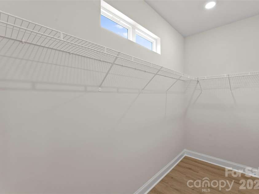 708 Ann Drive, Belmont, NC 28012.  MLS# CAR4346220, YatesRealty ID 3501. 