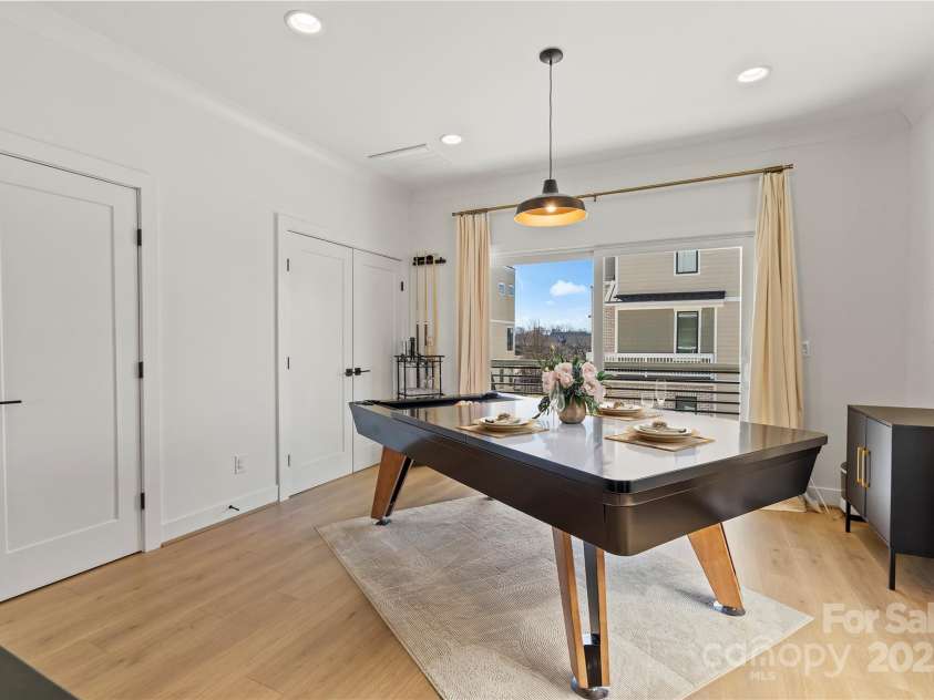 904 Van Every Street, Charlotte, NC 28205.  MLS# CAR4228481, YatesRealty ID 3501. Dining Area