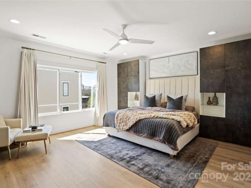 904 Van Every Street, Charlotte, NC 28205.  MLS# CAR4228481, YatesRealty ID 3501. Primary Bedroom