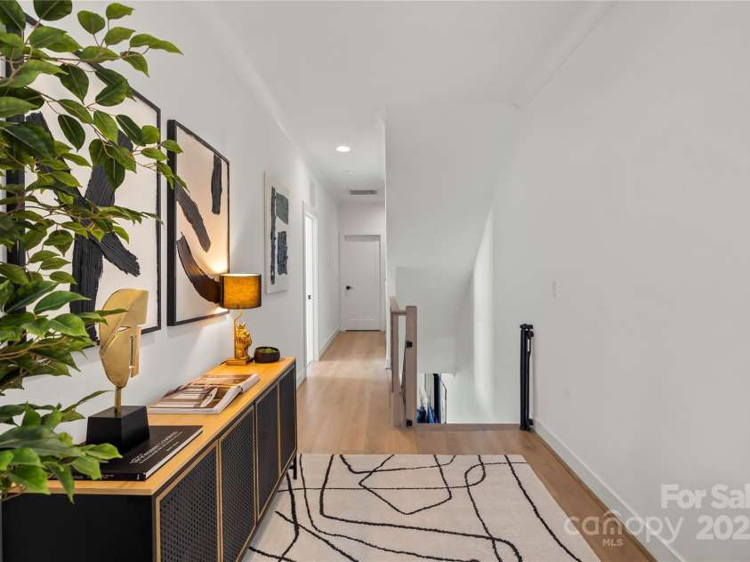 904 Van Every Street, Charlotte, NC 28205.  MLS# CAR4228481, YatesRealty ID 3501. Upstairs Hallway