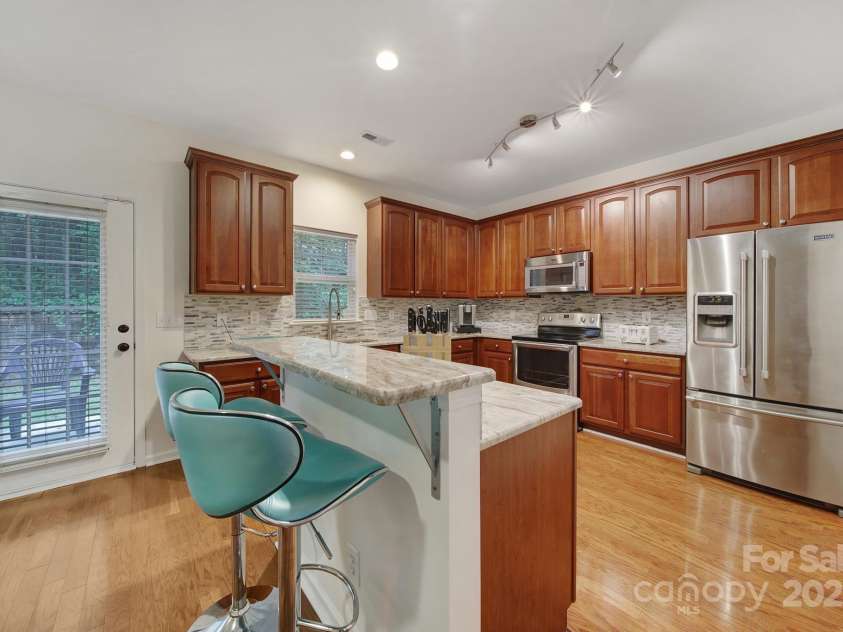 10973 Princeton Village Drive, Charlotte, NC 28277.  MLS# CAR4287172, YatesRealty ID 35010. 