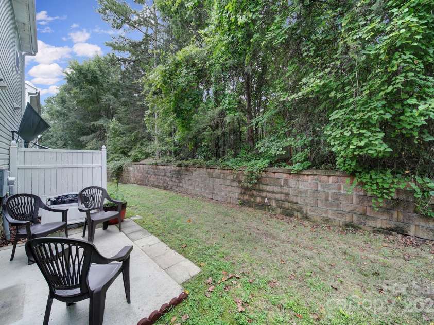 10973 Princeton Village Drive, Charlotte, NC 28277.  MLS# CAR4287172, YatesRealty ID 35010. 