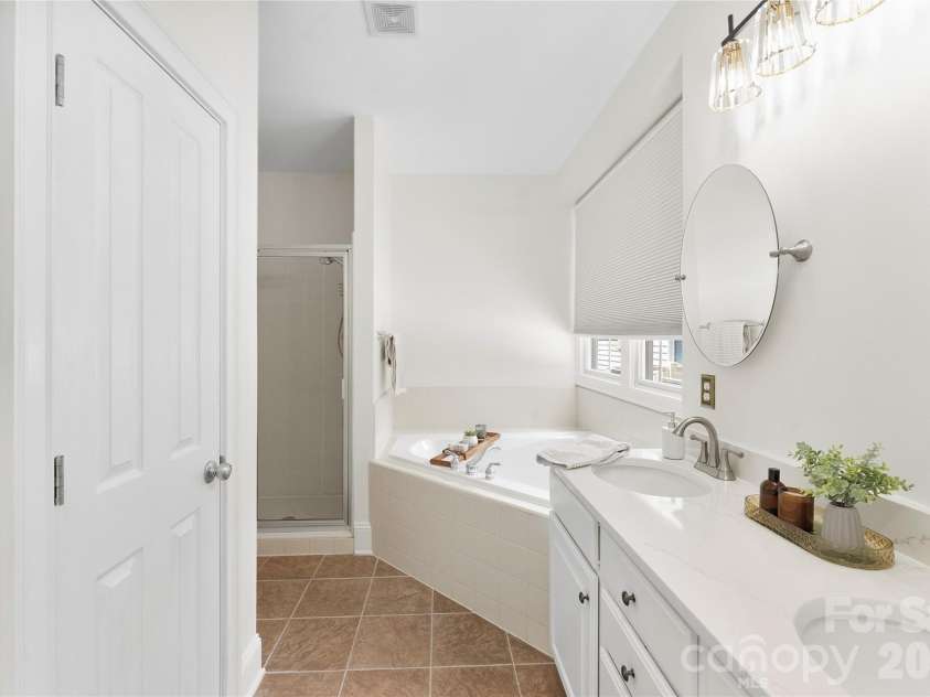 1348 Barnett Woods Crossing, Fort Mill, SC 29708.  MLS# CAR4380977, YatesRealty ID 35010. 