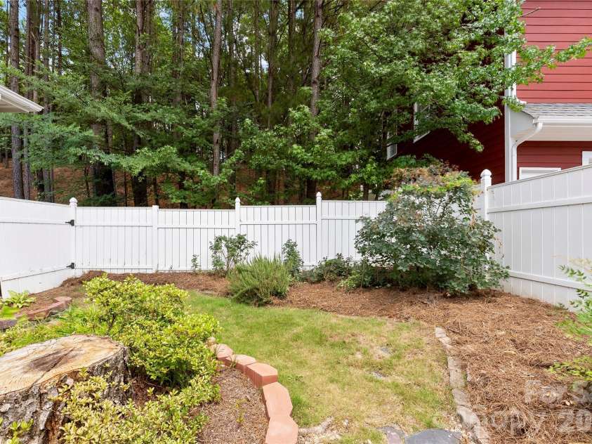 1348 Barnett Woods Crossing, Fort Mill, SC 29708.  MLS# CAR4380977, YatesRealty ID 35010. 