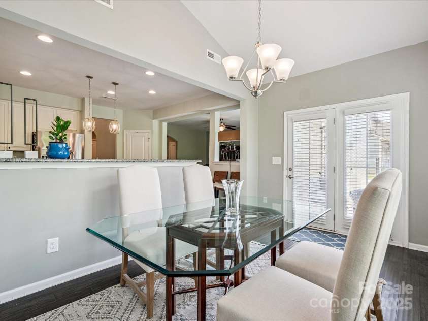 1304 Piedmont Park Drive, Charlotte, NC 28217.  MLS# CAR4287324, YatesRealty ID 35011. 
