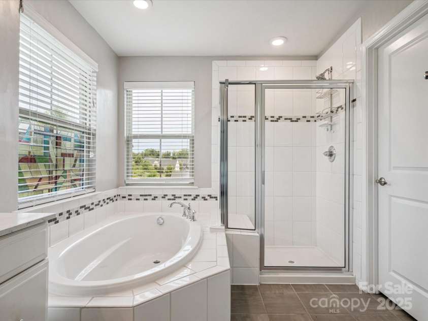 1304 Piedmont Park Drive, Charlotte, NC 28217.  MLS# CAR4287324, YatesRealty ID 35011. 