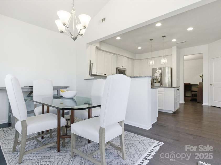 1304 Piedmont Park Drive, Charlotte, NC 28217.  MLS# CAR4287324, YatesRealty ID 35011. 