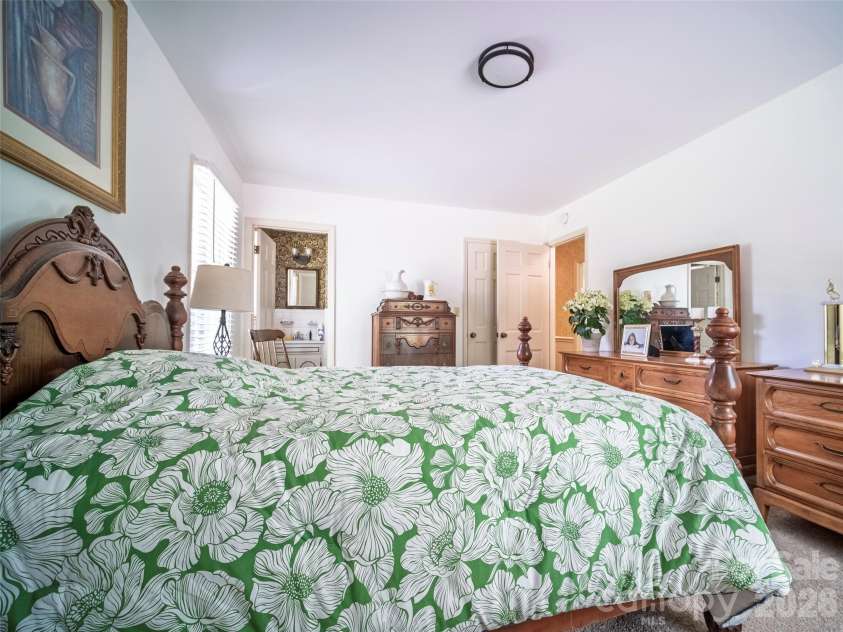 607 Bethany Road, Gastonia, NC 28052.  MLS# CAR4397980, YatesRealty ID 35011. 