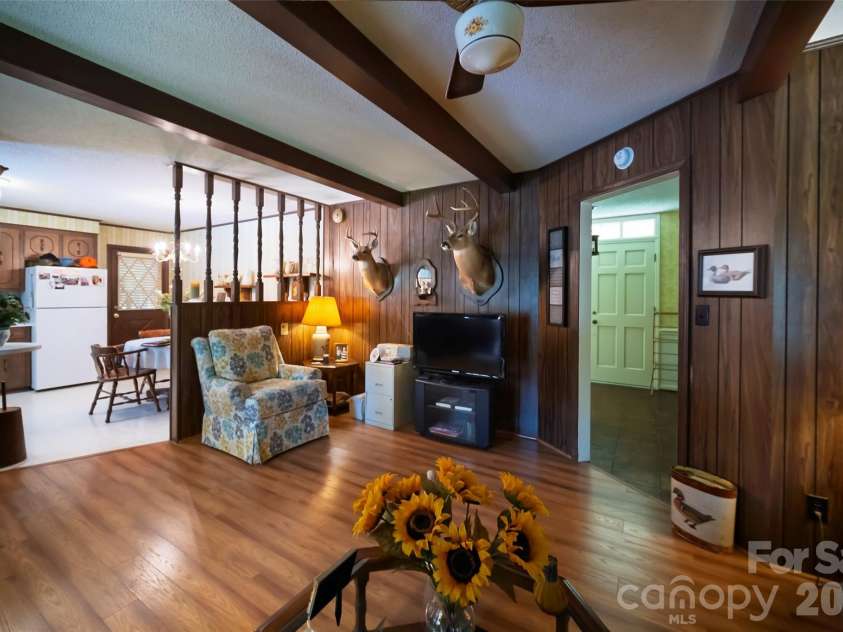607 Bethany Road, Gastonia, NC 28052.  MLS# CAR4397980, YatesRealty ID 35011. 