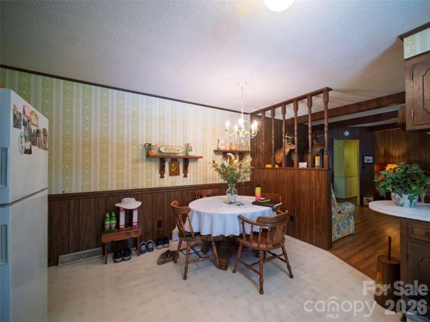 607 Bethany Road, Gastonia, NC 28052.  MLS# CAR4397980, YatesRealty ID 35011. 