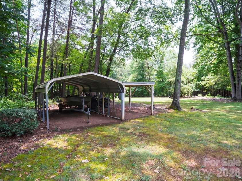 607 Bethany Road, Gastonia, NC 28052.  MLS# CAR4397980, YatesRealty ID 35011. 