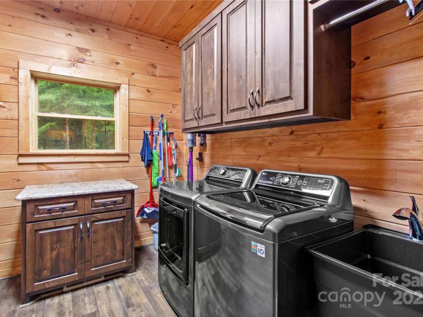 1220 Sierra Trace Road, Denton, NC 27239.  MLS# CAR4289896, YatesRealty ID 35012. 