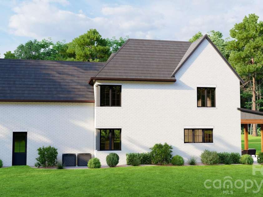 1226 Royal Prince Court, Charlotte, NC 28211.  MLS# CAR4349799, YatesRealty ID 35012. 