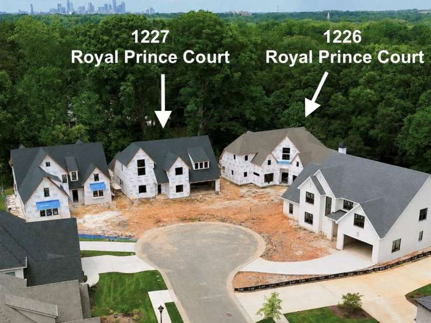 1226 Royal Prince Court, Charlotte, NC 28211.  MLS# CAR4349799, YatesRealty ID 35012. 
