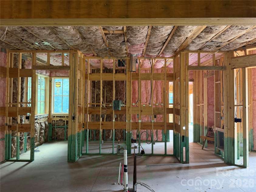 1226 Royal Prince Court, Charlotte, NC 28211.  MLS# CAR4349799, YatesRealty ID 35012. 