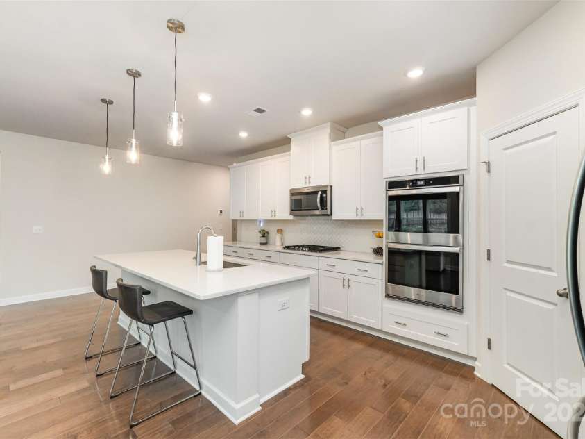 4309 Duplin Drive, Charlotte, NC 28214.  MLS# CAR4291271, YatesRealty ID 35013. 