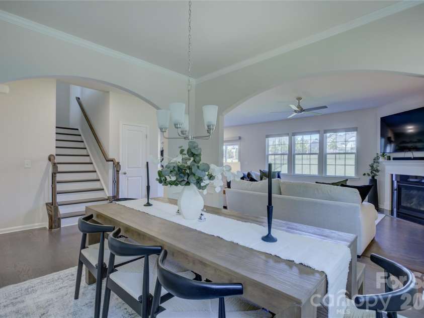 17812 New Mark Avenue, Charlotte, NC 28278.  MLS# CAR4387934, YatesRealty ID 35014. 