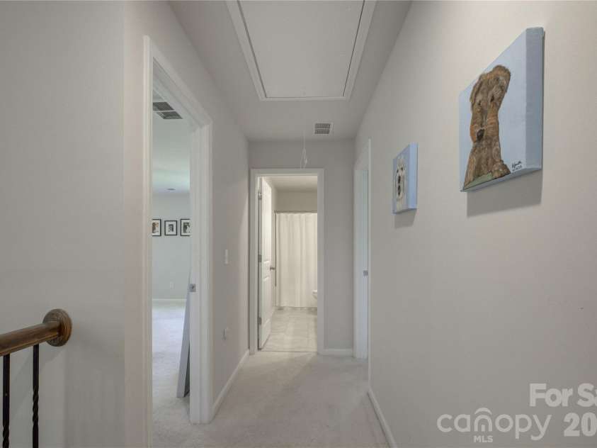 17812 New Mark Avenue, Charlotte, NC 28278.  MLS# CAR4387934, YatesRealty ID 35014. 