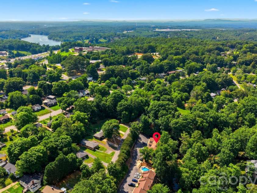 1420 11th Street Drive, Hickory, NC 28601.  MLS# CAR4391494, YatesRealty ID 35015. 