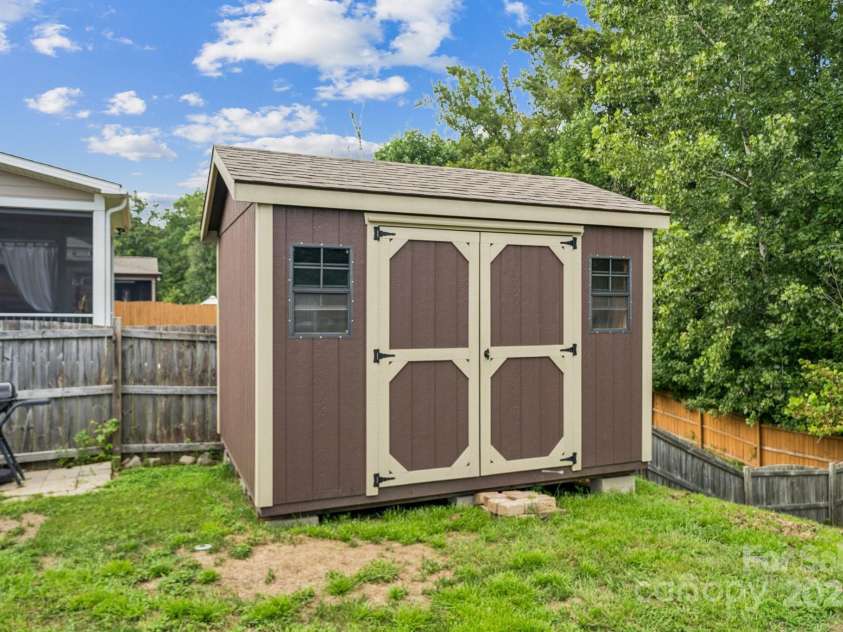 3922 Martele Drive, Mint Hill, NC 28227.  MLS# CAR4292629, YatesRealty ID 35015. Shed