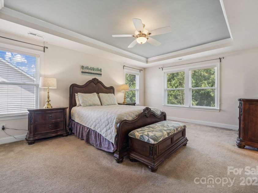 3922 Martele Drive, Mint Hill, NC 28227.  MLS# CAR4292629, YatesRealty ID 35015. Spacious Owner's Suite