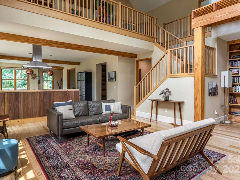 7 Bee Balm Way, Asheville, NC 28804.  MLS# CAR4290500, YatesRealty ID 35016. 