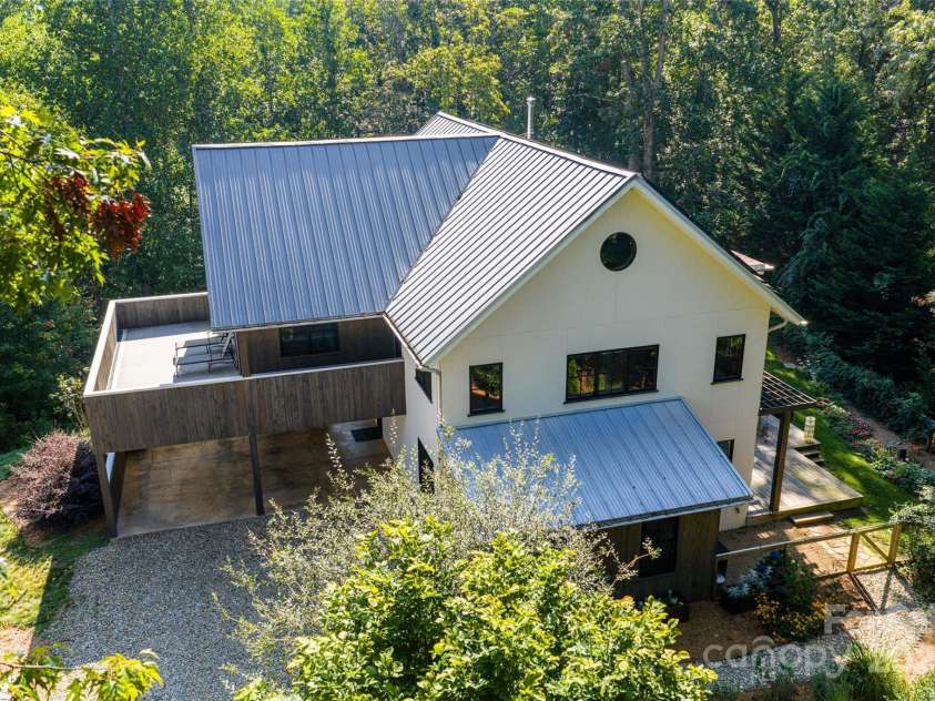7 Bee Balm Way, Asheville, NC 28804.  MLS# CAR4290500, YatesRealty ID 35016. 