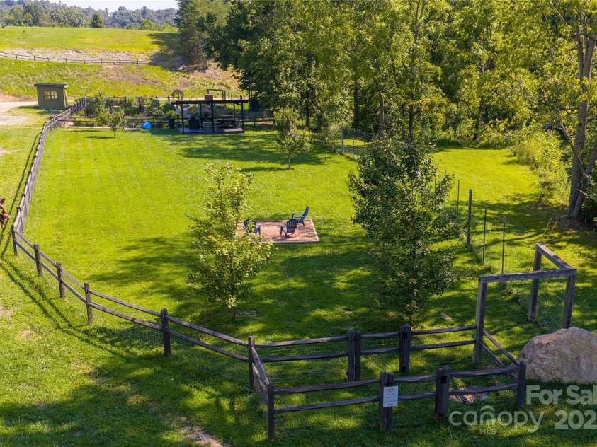 7 Bee Balm Way, Asheville, NC 28804.  MLS# CAR4290500, YatesRealty ID 35016. Community dog park