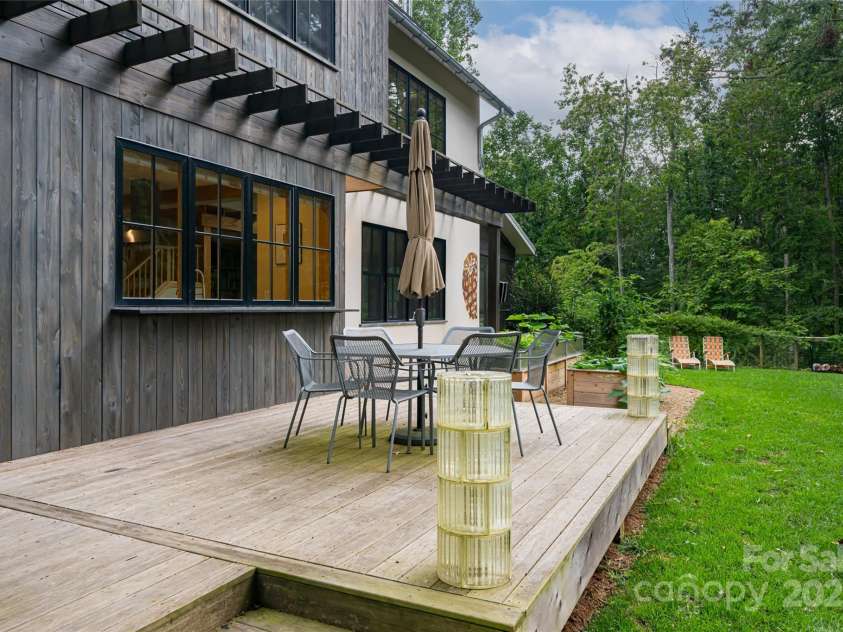 7 Bee Balm Way, Asheville, NC 28804.  MLS# CAR4290500, YatesRealty ID 35016. Expansive deck for entertaining