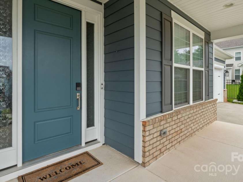 2861 Suffolk Place, Fort Mill, SC 29715.  MLS# CAR4333987, YatesRealty ID 35017. 