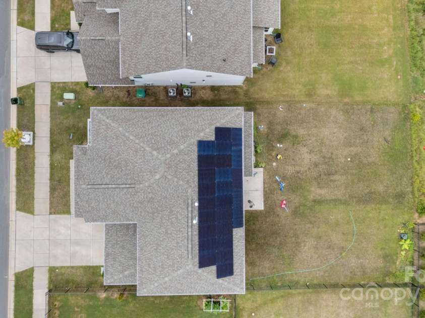 2861 Suffolk Place, Fort Mill, SC 29715.  MLS# CAR4333987, YatesRealty ID 35017. 