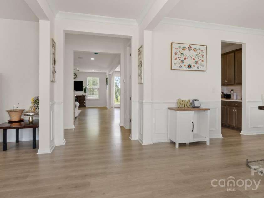 2861 Suffolk Place, Fort Mill, SC 29715.  MLS# CAR4333987, YatesRealty ID 35017. 