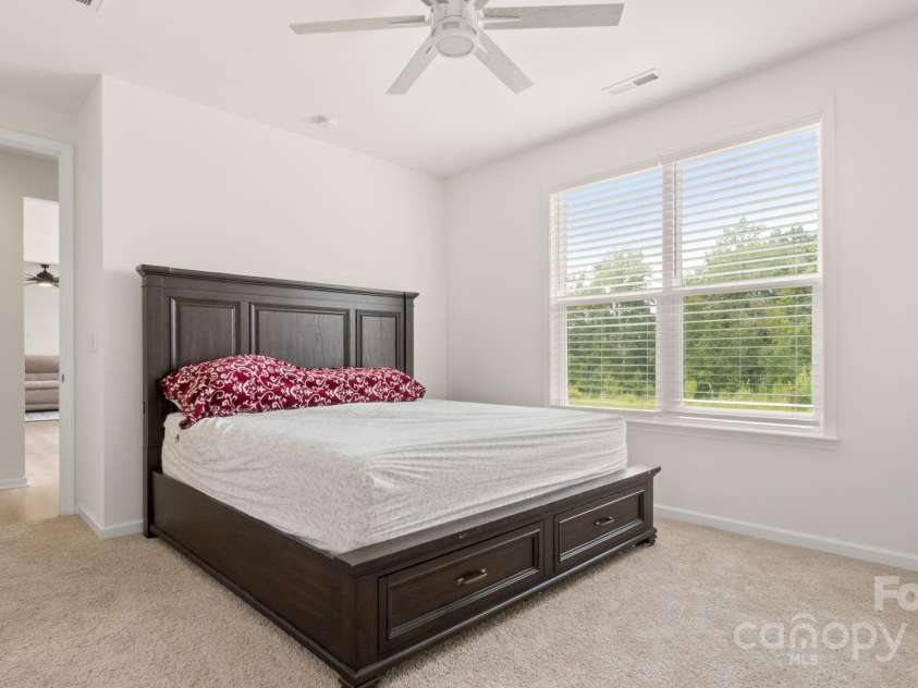 2861 Suffolk Place, Fort Mill, SC 29715.  MLS# CAR4333987, YatesRealty ID 35017. 