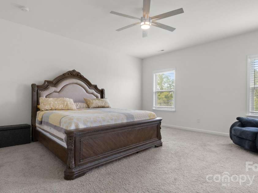 2861 Suffolk Place, Fort Mill, SC 29715.  MLS# CAR4333987, YatesRealty ID 35017. 