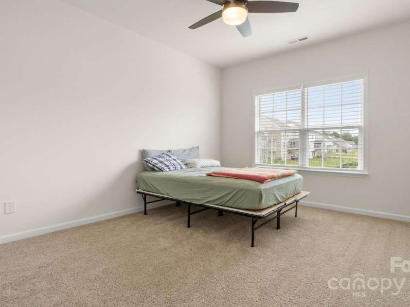 2861 Suffolk Place, Fort Mill, SC 29715.  MLS# CAR4333987, YatesRealty ID 35017. 