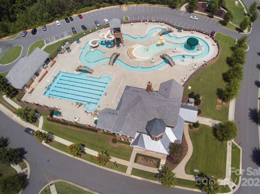 2861 Suffolk Place, Fort Mill, SC 29715.  MLS# CAR4333987, YatesRealty ID 35017. 