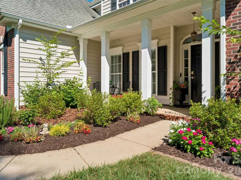 1016 Wesley Downs Road, Wesley Chapel, NC 28110.  MLS# CAR4395983, YatesRealty ID 35018. 