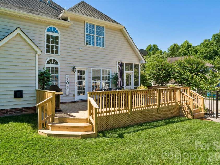 1016 Wesley Downs Road, Wesley Chapel, NC 28110.  MLS# CAR4395983, YatesRealty ID 35018. 