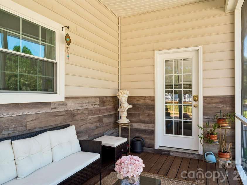 1016 Wesley Downs Road, Wesley Chapel, NC 28110.  MLS# CAR4395983, YatesRealty ID 35018. 